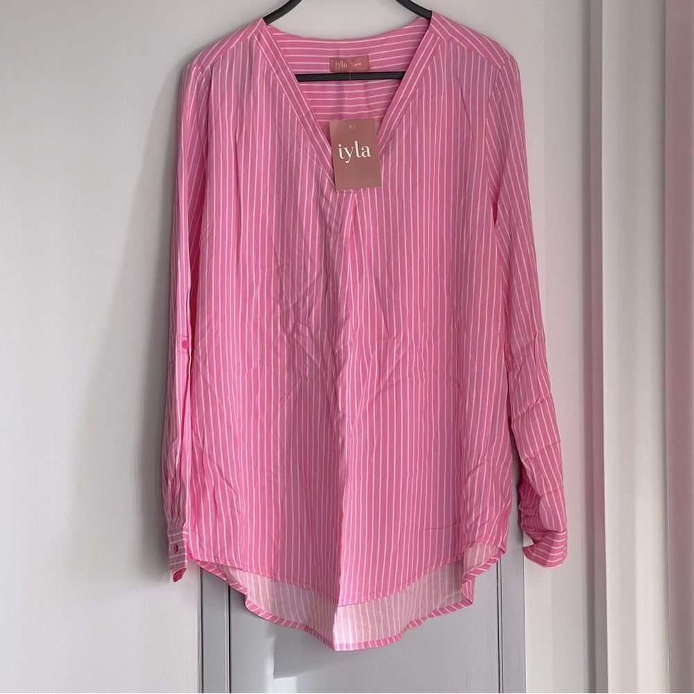 💗 NWT LYLA Pink Striped Long Sleeve Blouse